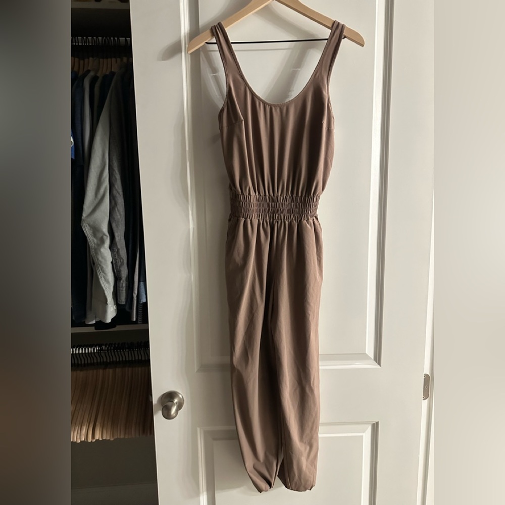 Abercrombie and finch travelers jumpsuit extra small petite